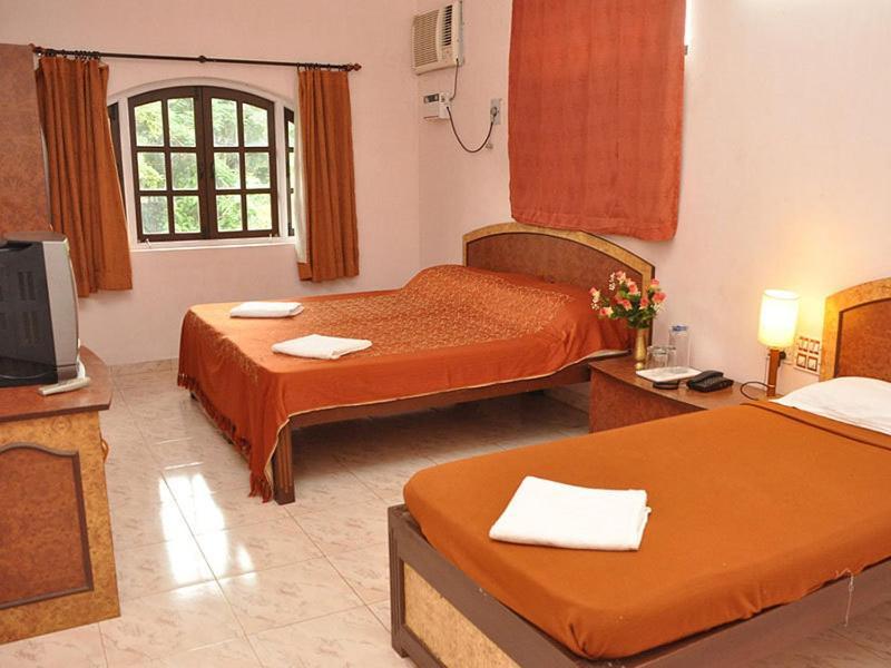Hotel Picnic Plaza Sangolda Exterior photo